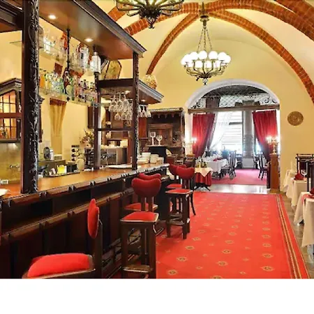 Hotel Dwor Polski 4*