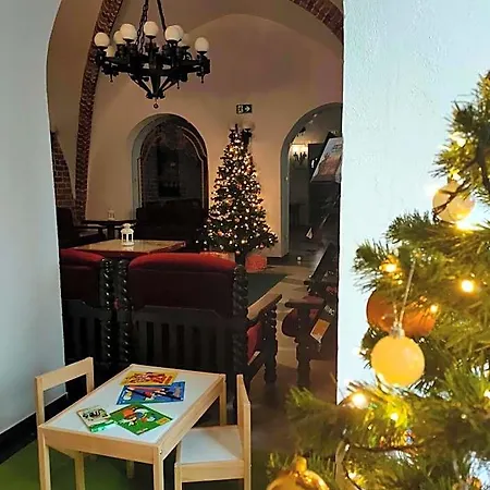 Dwor Polski فندق 4*