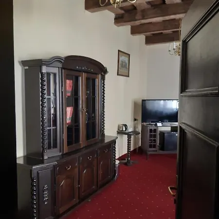Dwor Polski 4* فروتسواف