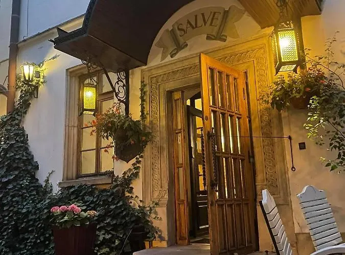 Dwor Polski فروتسواف