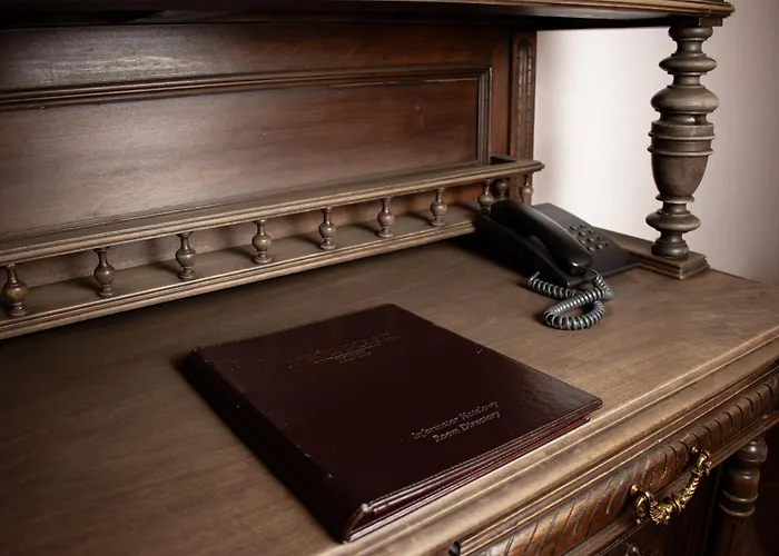 Dwor Polski Wrocław